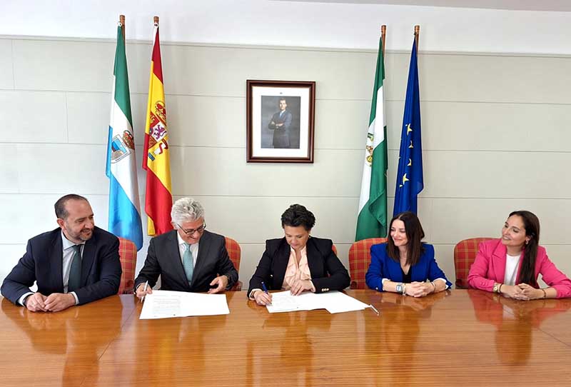 Firma AECOC-Ayuntamiento de Torremolinos